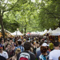 Menschenmassen beim Straßenfest des Karnevals der Kulturen 2014