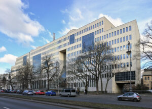 Ehemaliges Dienstgebäude der Deutschen Rentenversicherung in der Hasenheide